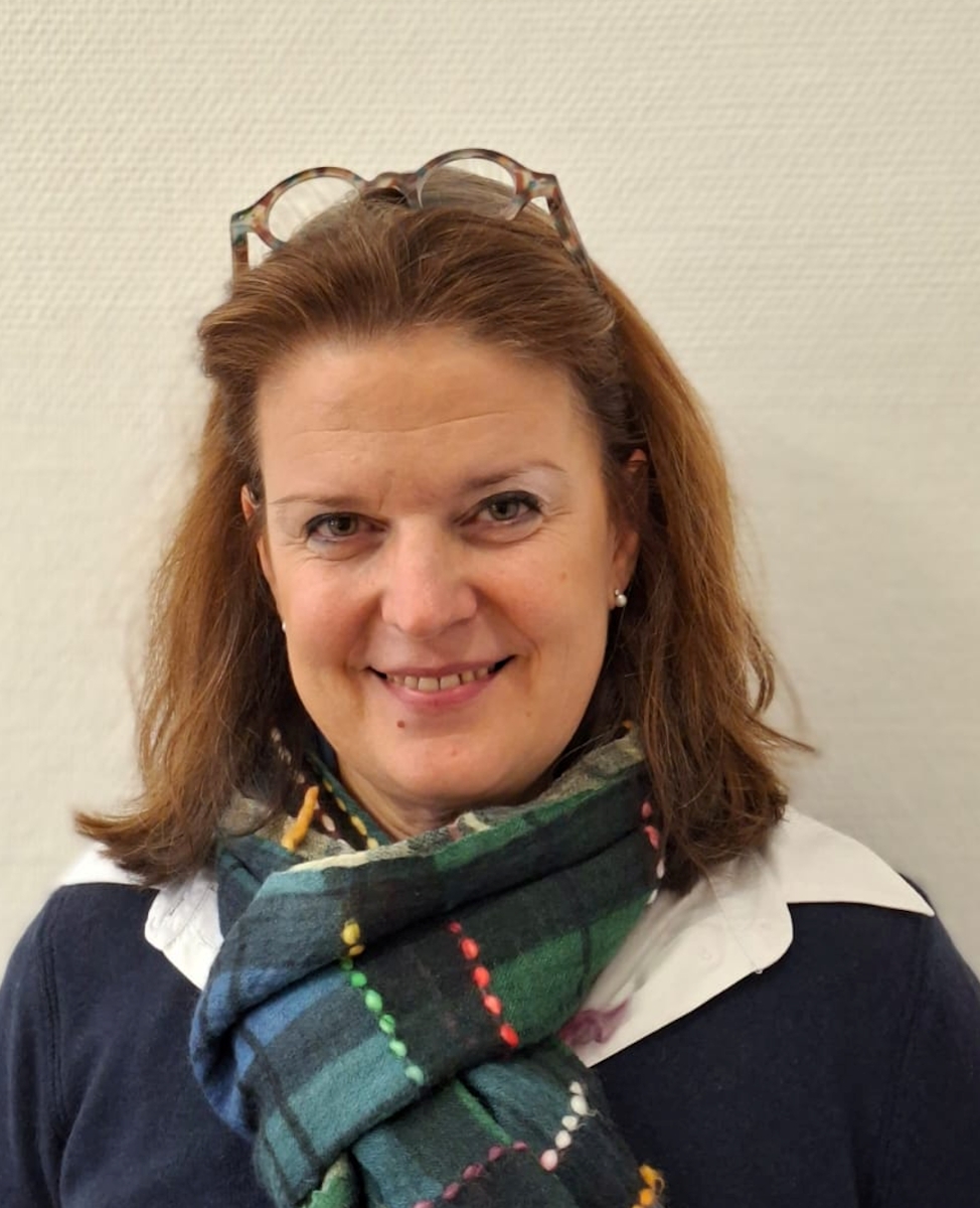 Dinah Czezik Mueller A Oe F Foto low