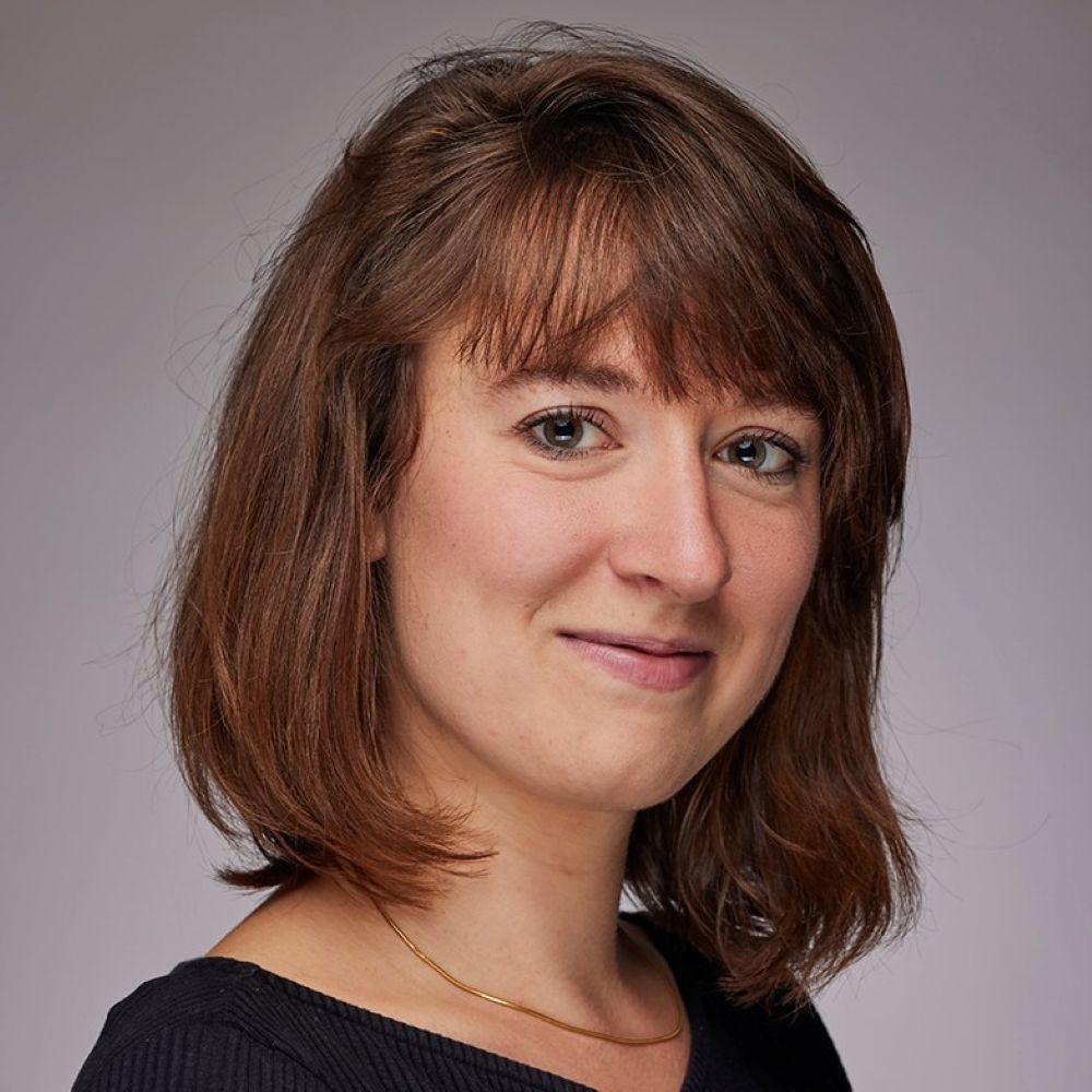 Clara Schlee cprivat low